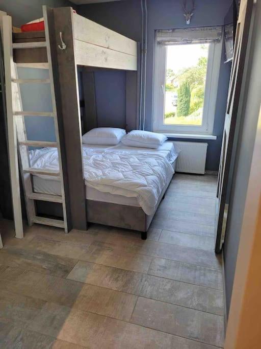 アウドルプ Voormalig Politiebureau Gebruik Welnesstuin Tegen Betaling Bed & Breakfast エクステリア 写真